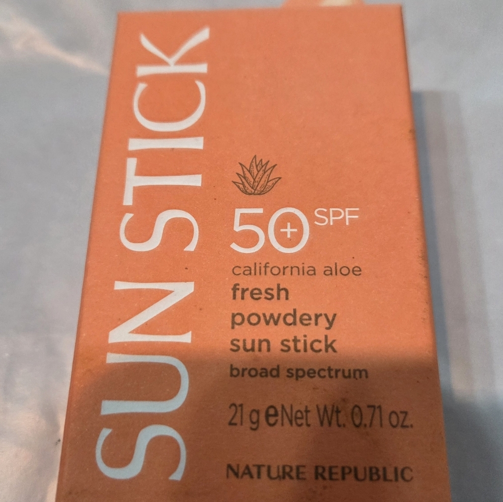 Nature Republic California Aloe Fresh Powdery Sun Stick SPF50+ 21g BRAND NEW